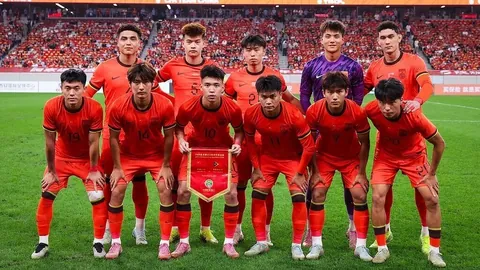 墨尔本城战队球场风云再起！巅峰之战：墨尔本城对垒麦克阿瑟，强强碰撞一触即发！