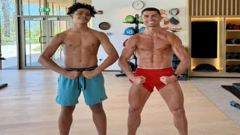 中国短道速滑队力争亚冬会金牌：竭尽全力争金夺银！